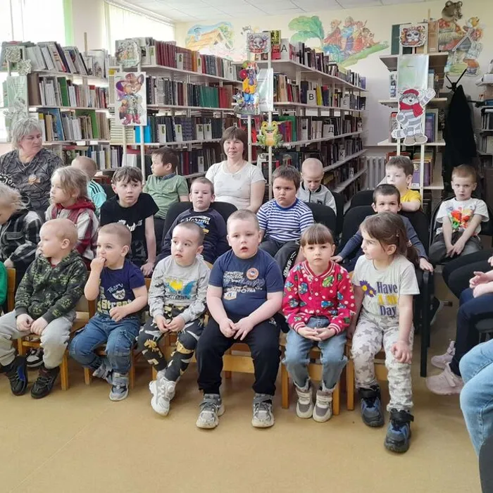 «В гостях у трех поросят»