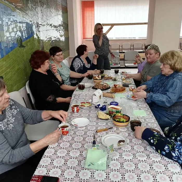  Час отдыха для пожилых «С юмором по жизни»