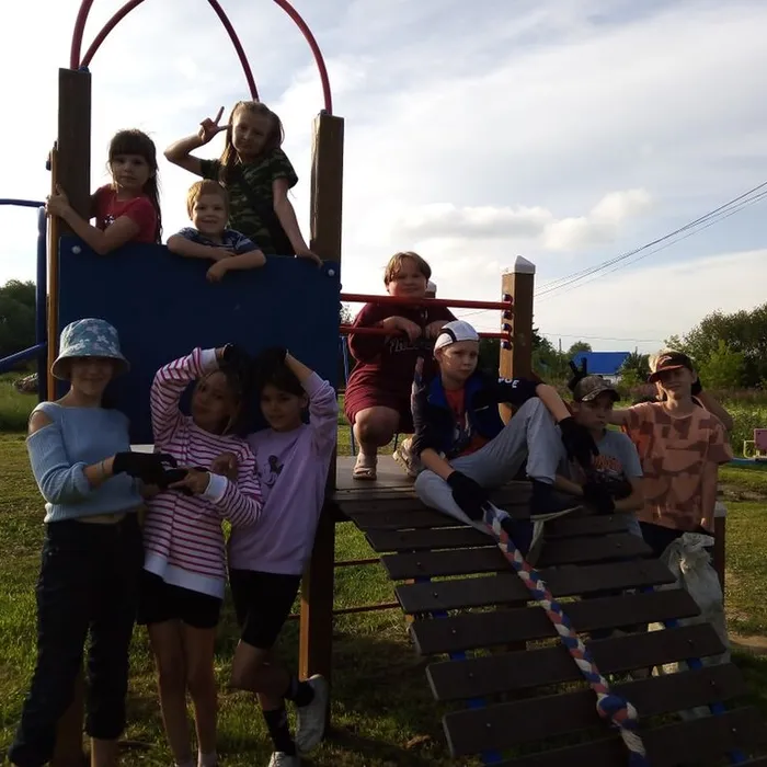 «Цветами улыбается Земля»