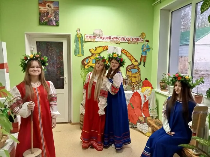 photo_5251395146786475283_y