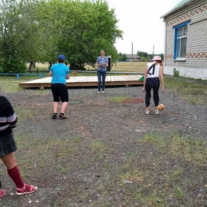 "Лето праздник детства"