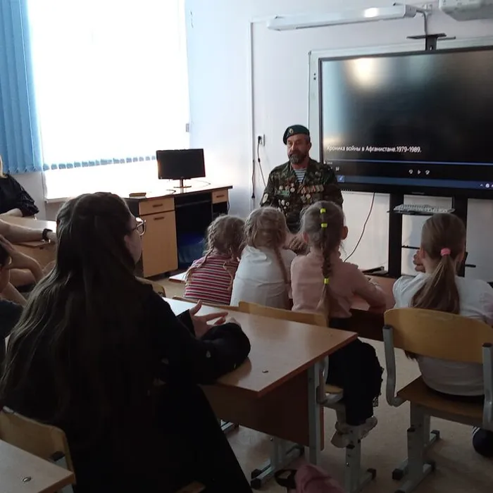 Тематическая программа «Солдаты войны не выбирают»