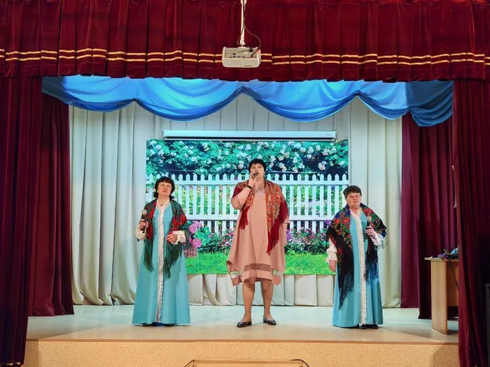 photo_5285262540168435004_y