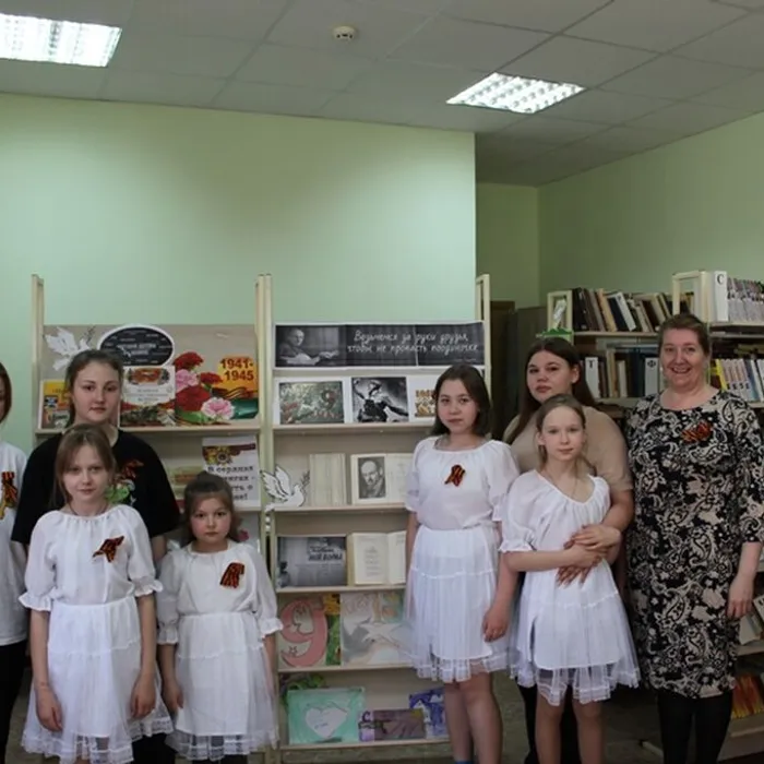 Час поэзии «Ах, война, что ж ты, подлая, сделала…»