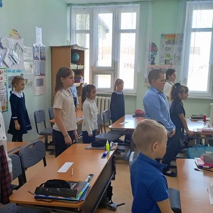 Патриотический час «Героями не рождаются – героями становятся»