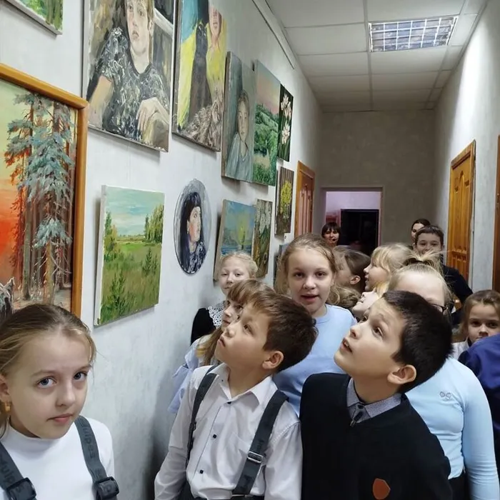 Художница Алеся Писцова