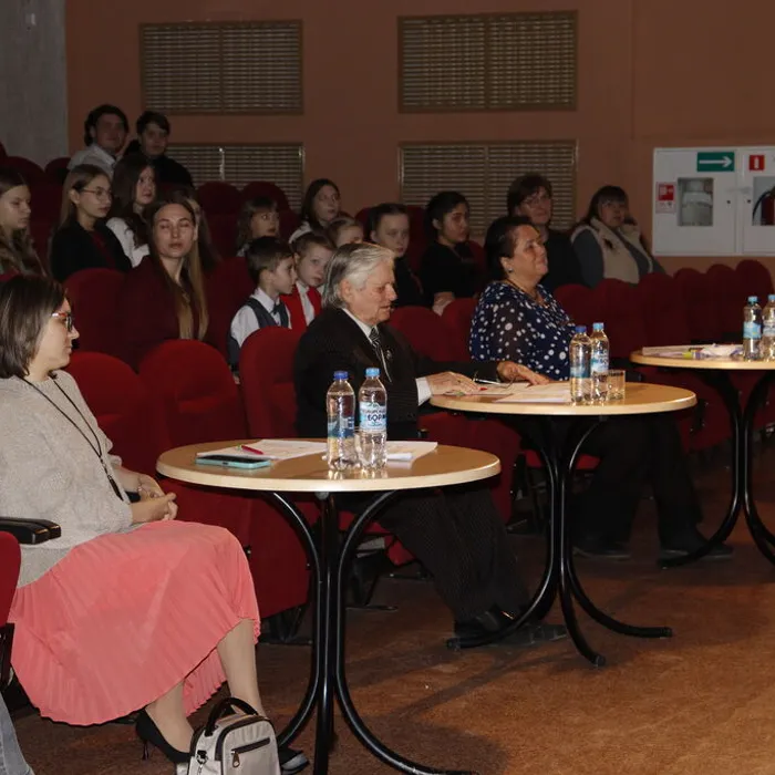  Районный многожанровый конкурс детского и юношеского творчества "Наше будущее"