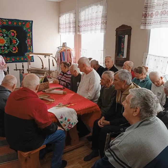 "По одежке встречают" 