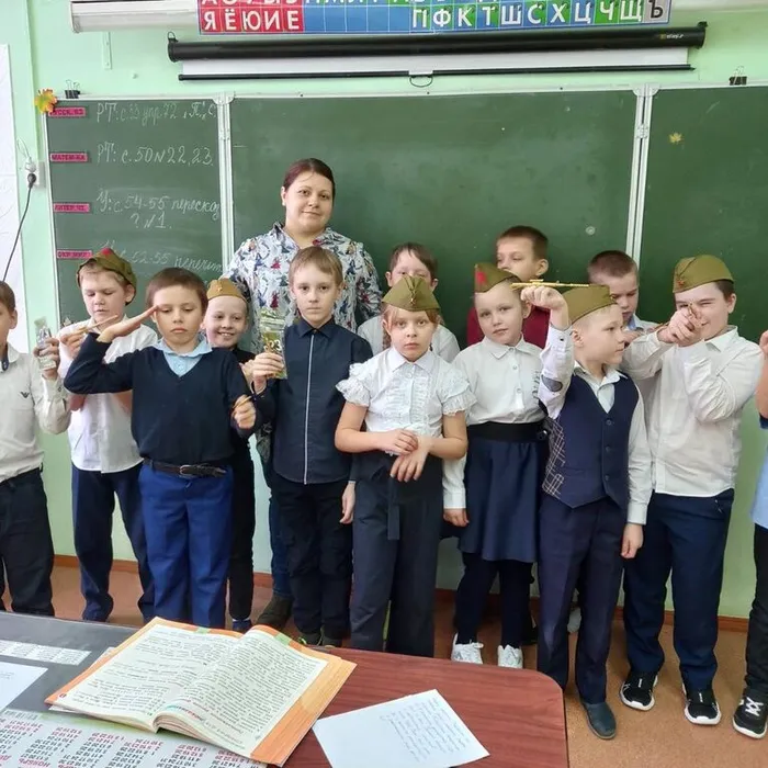 «Хочется мальчикам в армии служить»