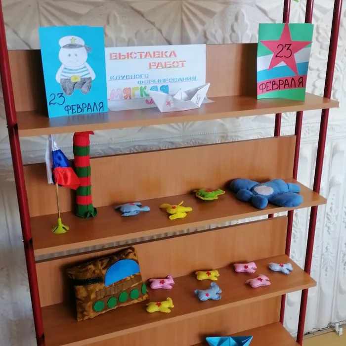 Выставка декоративно-прикладного творчества «Память о подвиге»