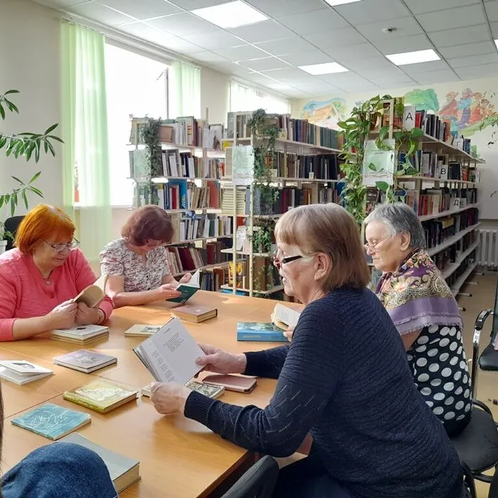 «Властительница чувств и душ царица»