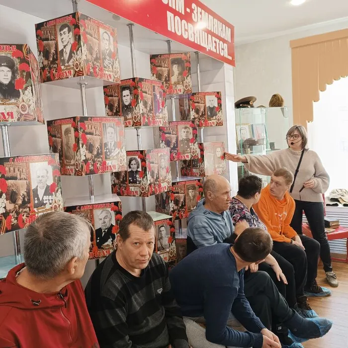  Выставка "Подвиг поколений"