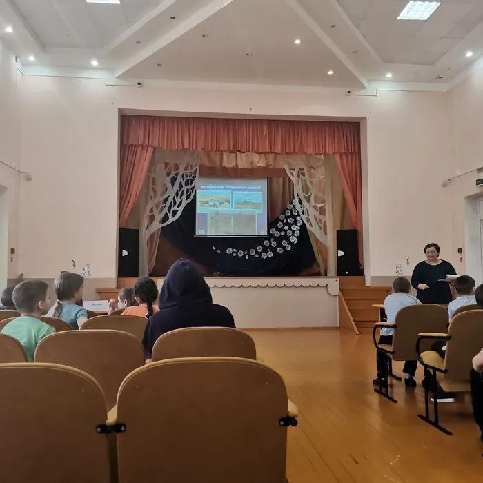 «Приглашает космодром»