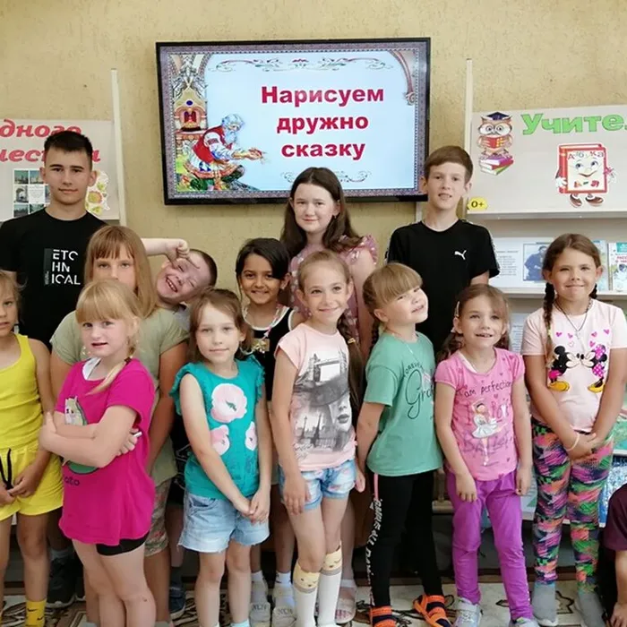 «Нарисуем дружно сказку» час литературных забав
