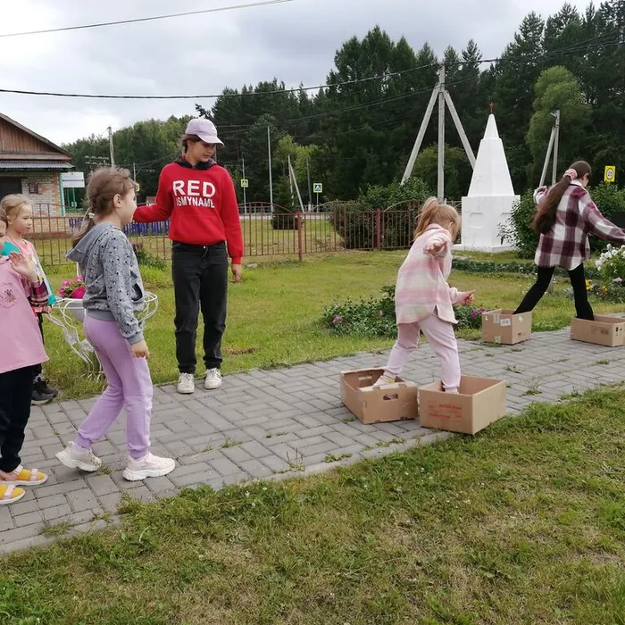 Спортивная игра «Весёлые эстафеты»