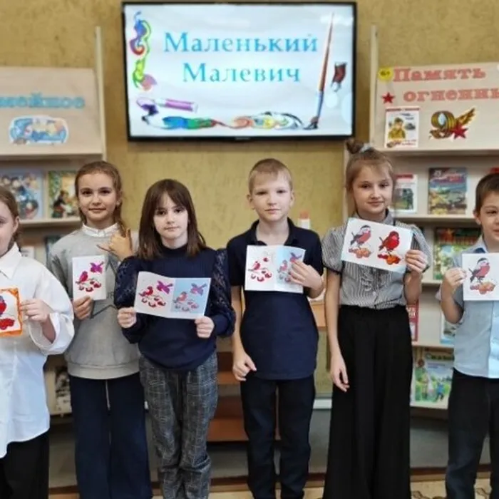 «Маленький Малевич» клуб рисовашек