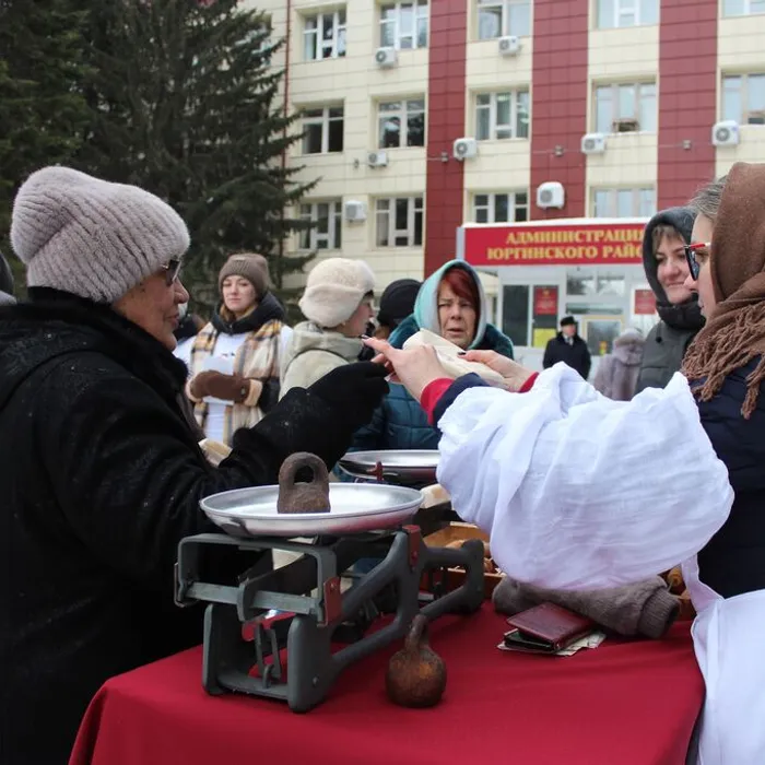 Всероссийская акция "Блокадный хлеб"