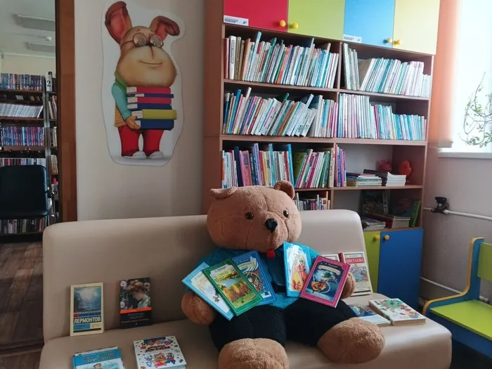 Мир книги – в мир детства