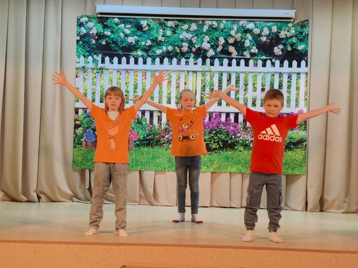 photo_5285262540168434980_y