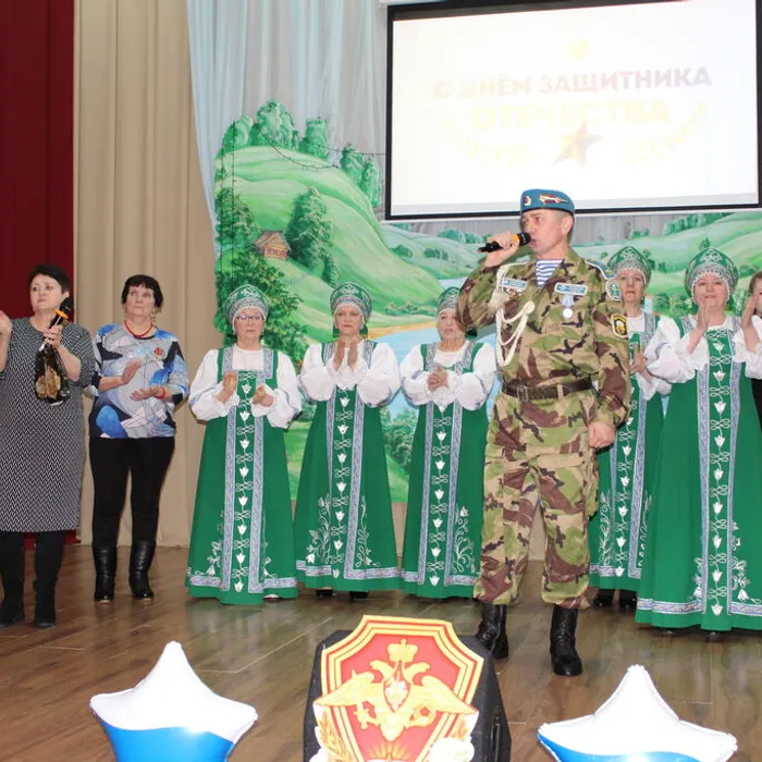 Праздничный концерт «Защитники земли родной»