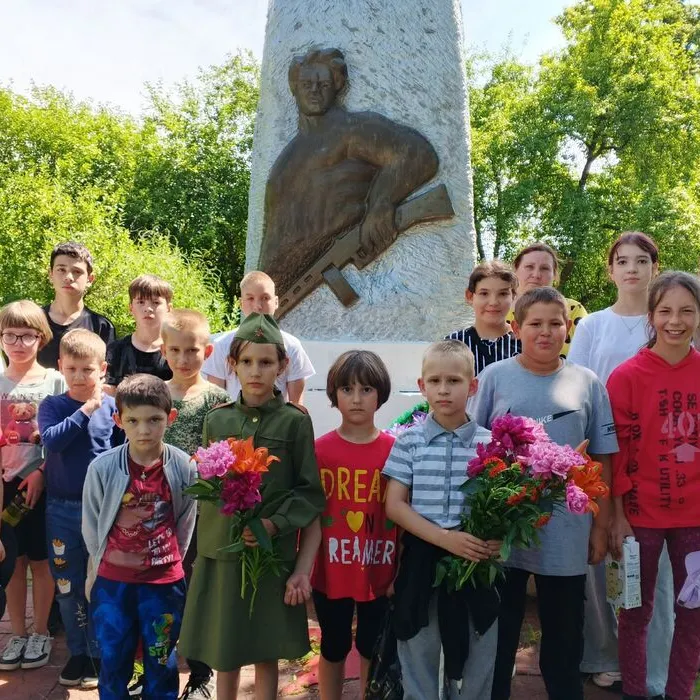 Митинг «Память жива в веках»