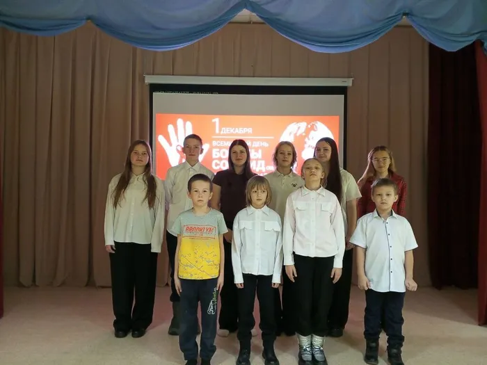 photo_5289714046137470103_y