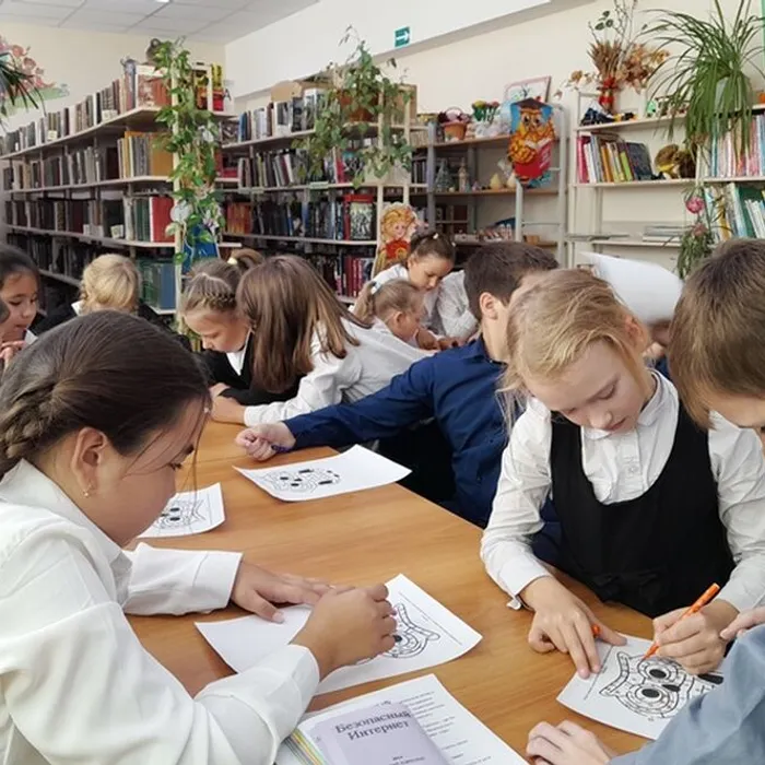 «Не ходите, дети, в интернет гулять…»